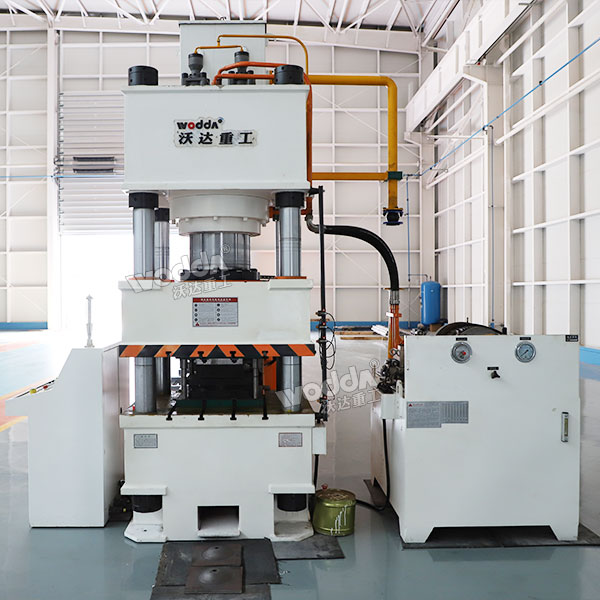 锚杆托盘液压机.jpg 锚杆托盘液压机.jpg